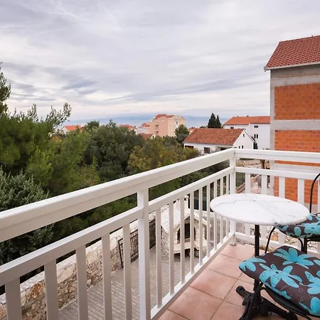 Holiday Laurel * Trogir