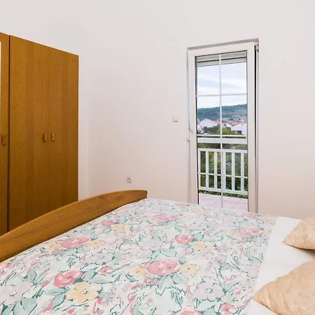 Nyaraló Holiday Laurel Trogir